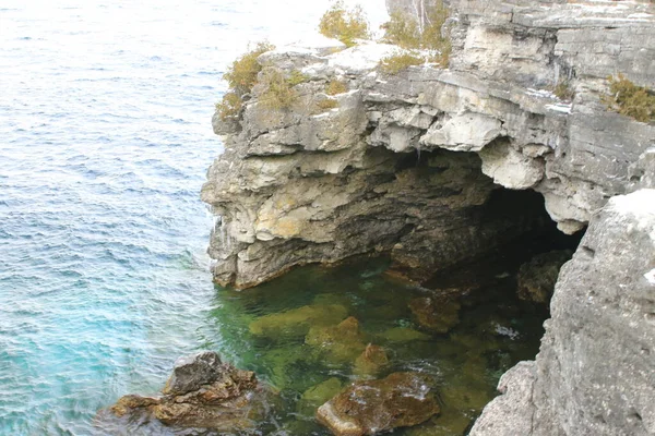 Jeskynní Jeskyně Tobermory Ontario Kde Lidé Plavou Kvalitní Fotografie — Stock fotografie