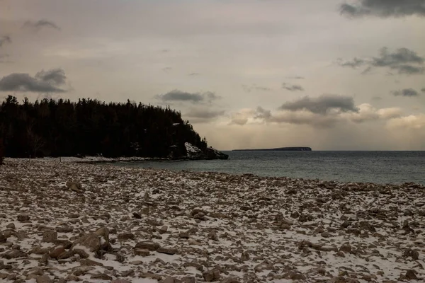 Winter shoreline Georgian Bay ice forming — Stock Photo, Image