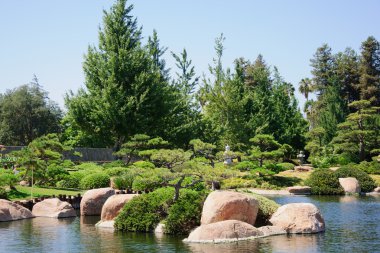 güzel bir Japon bahçe manzarası
