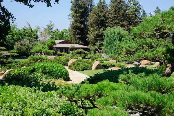 Bela vista do jardim japonês — Fotografia de Stock