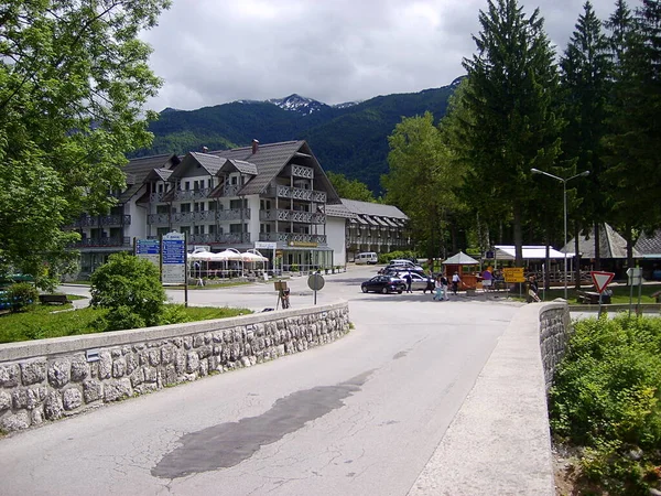 Ribcev Laz Słowenia Maja 2009 Hotel Jezero Pobliżu Jeziora Bohinj — Zdjęcie stockowe