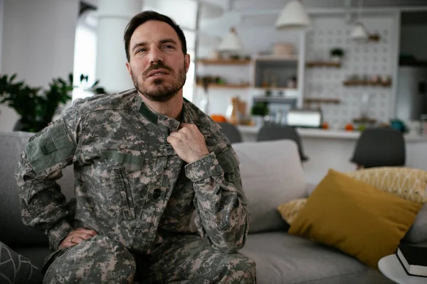 Young Army Soldier Having Headache Young Man Sitting Sofa Living — Stock Photo, Image