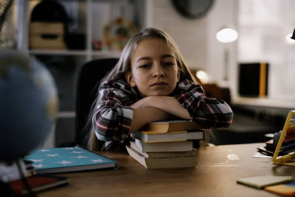 Cute Teenager Girl Doing Homework Her Desk — Stock Photo, Image