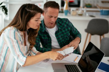 Evde çalışan çift, serbest çalışma kavramı