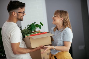 Çiftin evde tuttuğu kutu.