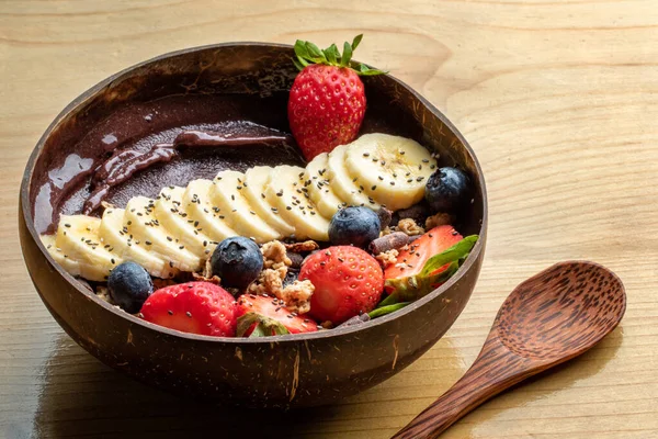 Macro Close Bowl Fresh Sliced Fruit Chocolate Mousse — Stock Photo, Image