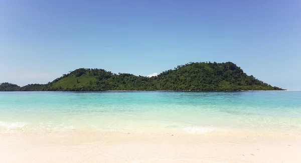 Wyspa na plaży — Zdjęcie stockowe