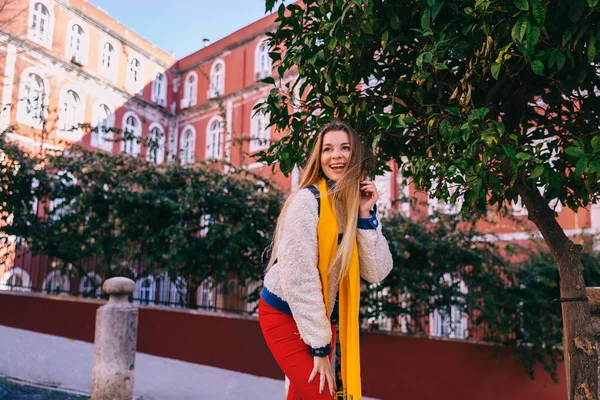 Girl Stylish Clothes Posing Tree Background Building Red Facade Lisbon — Stock Photo, Image