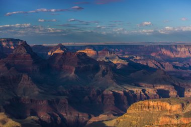 Büyük Kanyon, Arizona, sahne, günbatımı gökyüzü üzerinde profilli