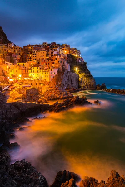 Mooie avond landschap in Cinque Terre, Italië — Stockfoto