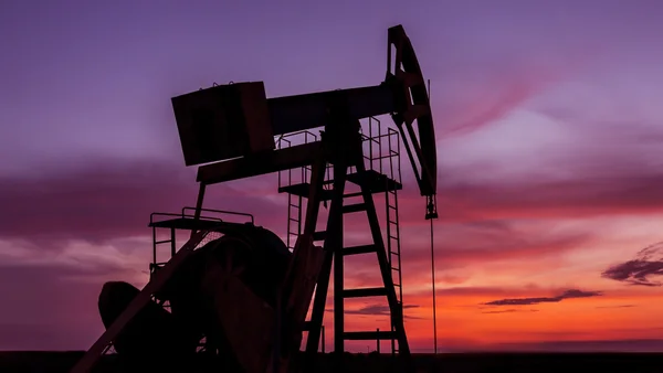 Petrol ve gaz de faaliyet