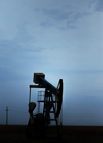 Pozo de petróleo y gas en funcionamiento — Foto de Stock