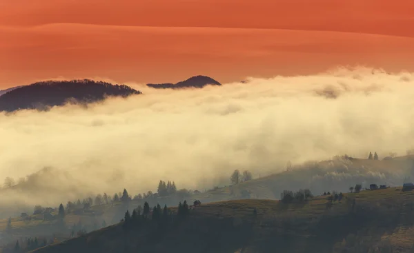 Paysages d'automne en zone rurale en Transylvanie — Photo