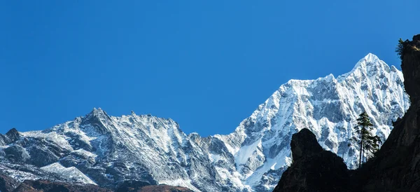 Himalaya dağlarında — Stok fotoğraf