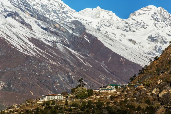 Montañas en Himalaya — Foto de Stock