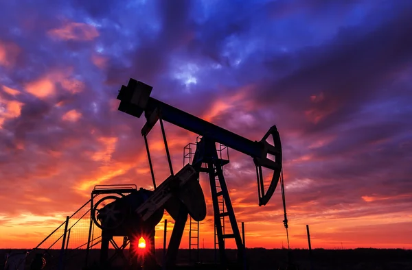 Industrial oil and gas well — Stock Photo, Image