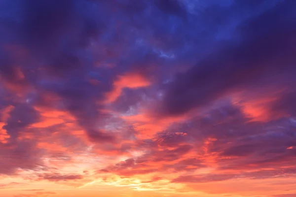 gün batımı bulutlar