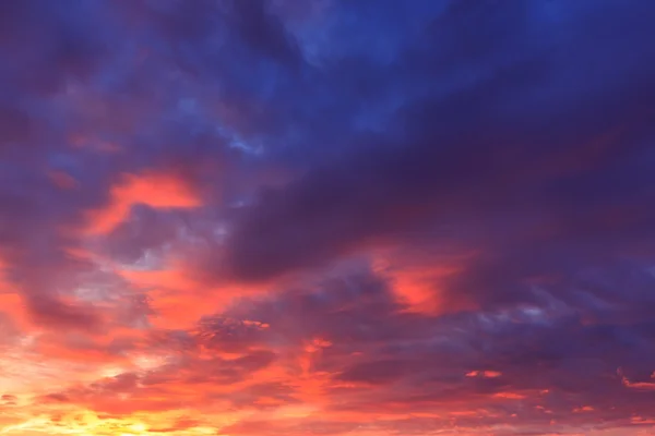 Sonnenuntergangswolken — Stockfoto