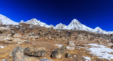 Dağ manzarası Himalaya, Nepal