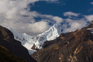 Andes güzel dağ manzarası