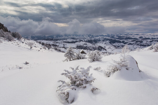 Зимние пейзажи в горах
