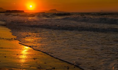 Güzel bir kumsal bir Yunan Adası