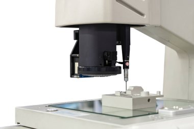Ürün teftiş boyutu vb. süresince kamera algılayıcı ile yüksek teknoloji hassas video ölçüm makinesi. kırpma yolu ile izole edilmiş üretimin kalite kontrolü için