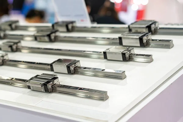 çok kalite ve hassas doğrusal bilye boyutu ve sanayi çalışması için makinenin kılavuz yol desteği