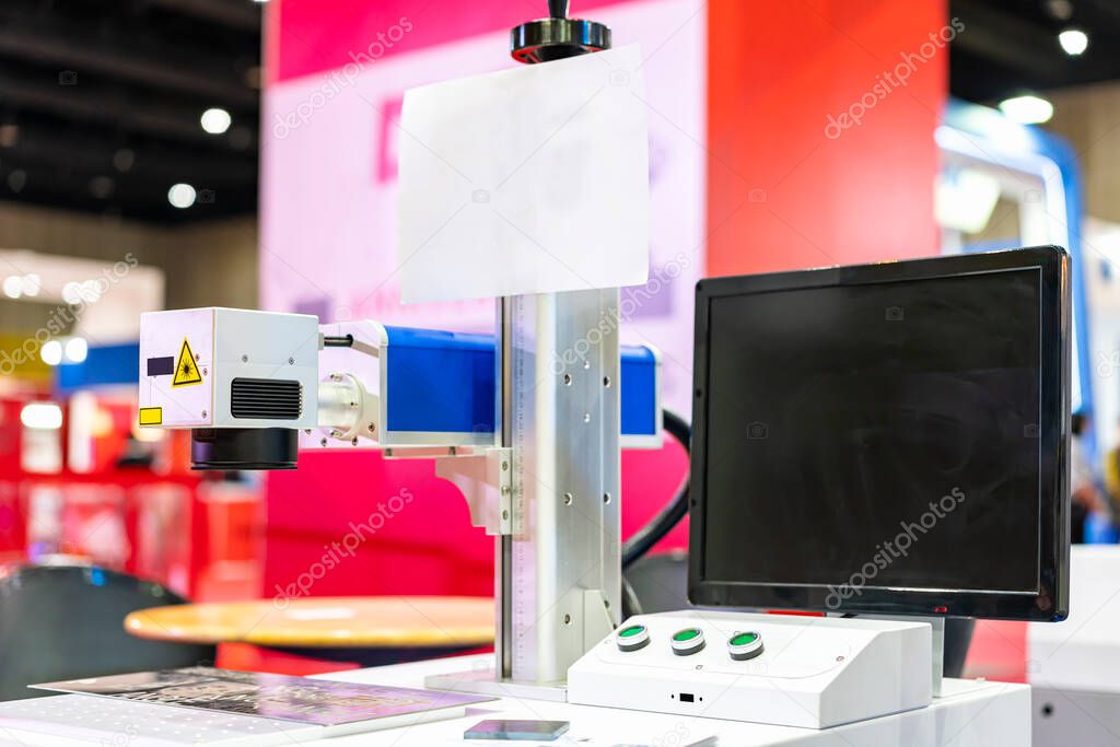 Fiber laser marking or engraving machine for write letter or various graphic image symbol etc. of business or industrial with monitor screen