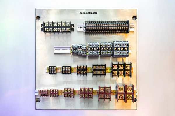Различные Типы Формы Нового Образцового Клеммного Блока Гнезда Разъема Электрической — стоковое фото