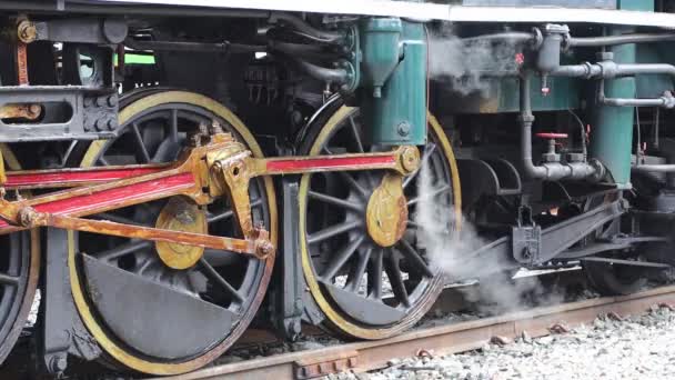Roda Trem Locomotiva Vapor Prepara Para Partir Ligue Gerador Vapor — Vídeo de Stock