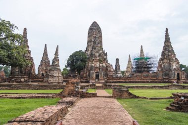 Wat Chaiwatthanaram, Tayland tarihinin bir dönüm noktasıdır ve Ayutthaya tarihi parkında bir Budist tapınağıdır.