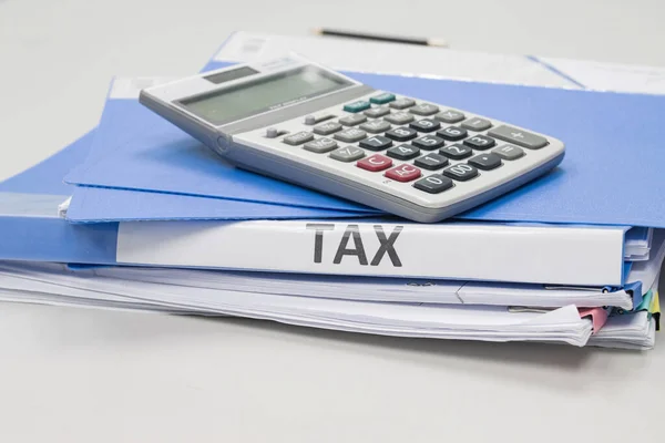 Složka Daňové Dokumenty Papírové Soubory Koncepcí Kalkulačky Roční Platba Daně — Stock fotografie