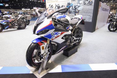 Bangkok Tayland - 2 Aralık 2020 - Uluslararası Motosiklet Fuarı BMW Nonthaburi, Tayland