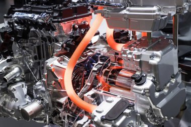 Bangkok Tayland: - 26 Mart 2021 Araç Motoru NISSAN Yeni Teknoloji E-Güç Sistemi yüksek aküleri şarj etmek için tam elektrikli motor motoru sunuyor 