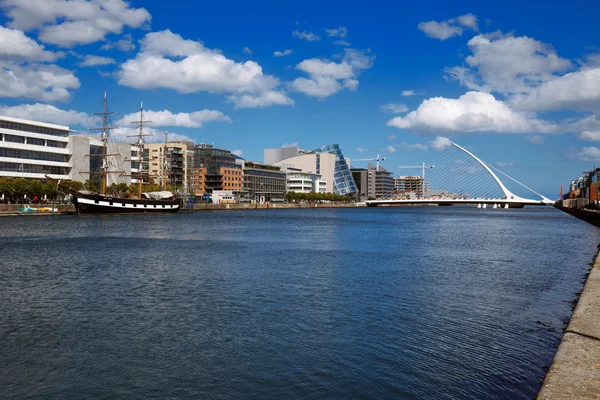 North bank of the river Liffey at Dublin City Center — Stock Photo, Image