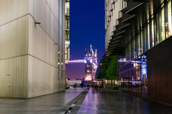 Ciudad de Londres por la noche — Foto de Stock