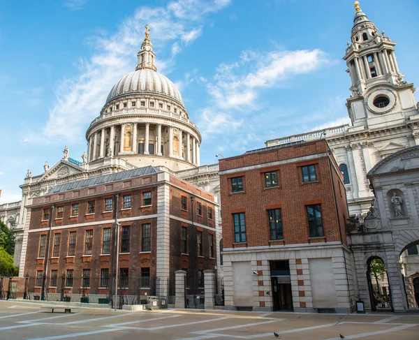 A londoni Szent Pál-székesegyház — Stock Fotó