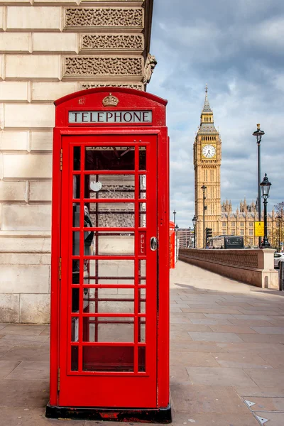 Rote Telefonzelle — Stockfoto