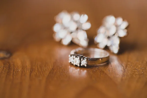 Anel de casamento e detalhes do casamento — Fotografia de Stock