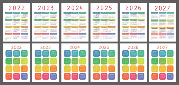 カレンダー2022年 2023年 2024年 2025年 2026年 2027年 英語のベクトルセット 垂直壁またはポケットカレンダーテンプレート 週は日曜日から始まる — ストックベクタ