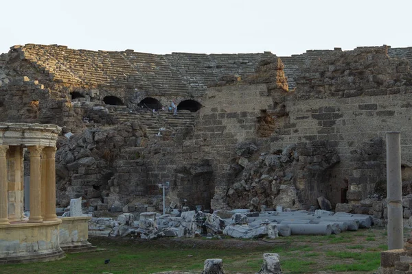 トルコ サイド 10月05 2019 古代都市サイド 紀元前7世紀に建設された古代ローマ都市の遺跡 — ストック写真