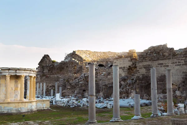土耳其 2019年10月5日 古城侧边 公元前7世纪建立的古罗马城市的废墟 — 图库照片