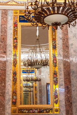 SAINT PETERSBURG, RUSSIA-MAY 29, 2021: Mikhailovsky (Mühendislik) kalesi. Koridorun iç detayları.