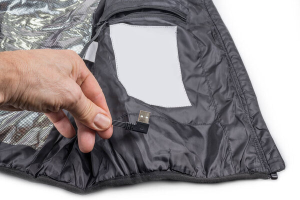 Электрический жилет с подогревом USB на белом