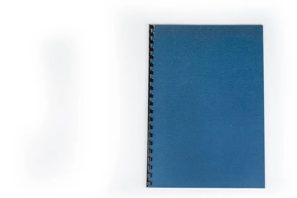 Cerrado Nuevo Cuaderno Con Una Encuadernación Blanco — Foto de Stock