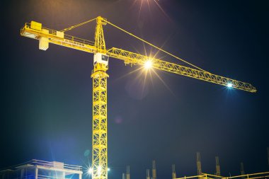 Vinç ve geceleri aydınlatma