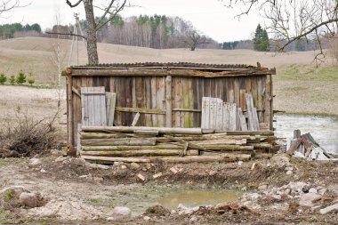 Eski grunge ahşap kulübe