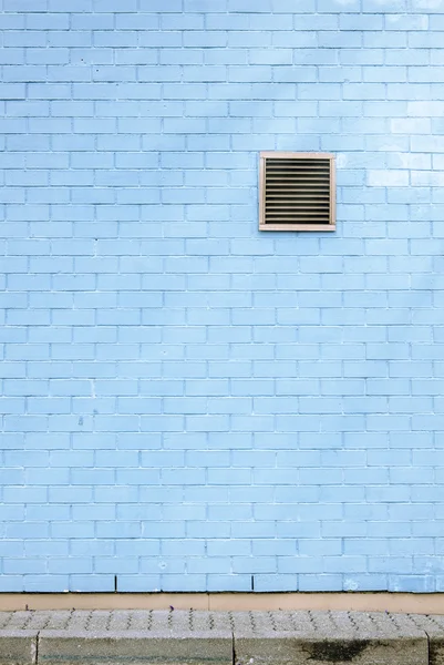 Lüftungsgitter an der Wand — Stockfoto