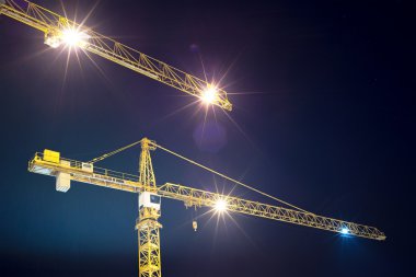 Vinçler ve geceleri aydınlatma